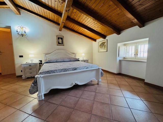 Casa Pepe - Fondi Vertice Rooms ภายนอก รูปภาพ