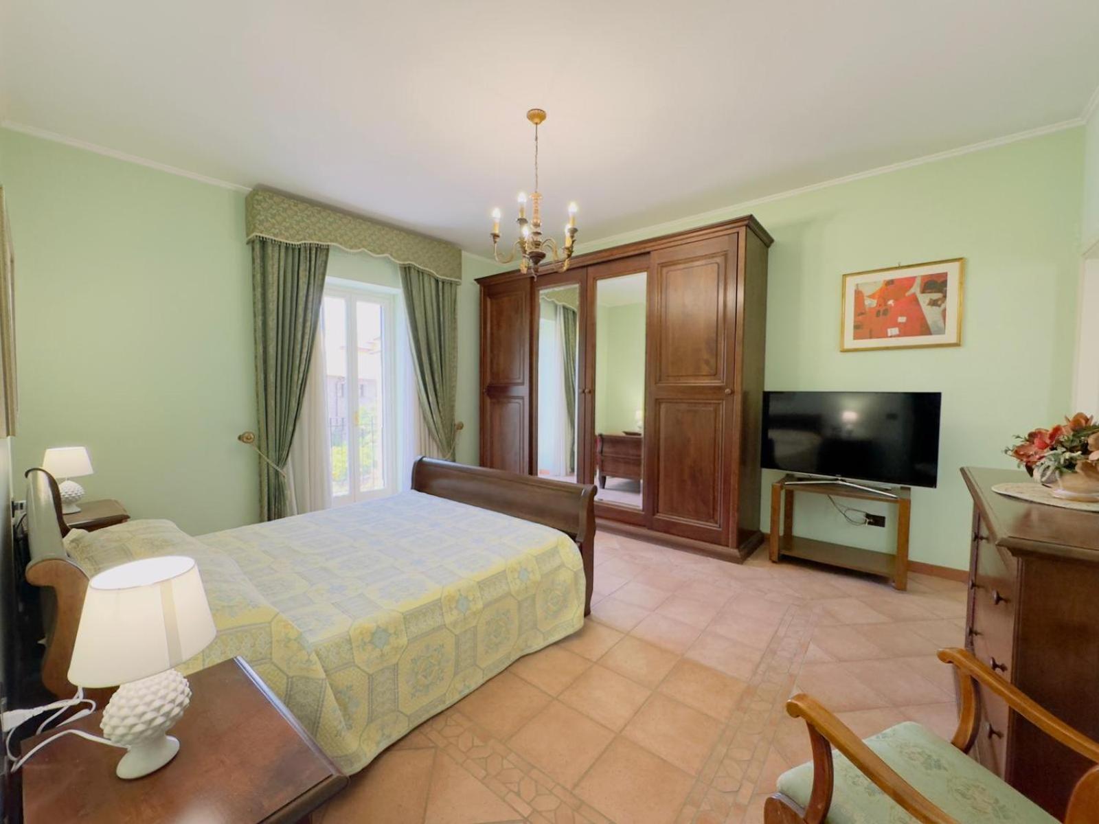 Casa Pepe - Fondi Vertice Rooms ภายนอก รูปภาพ