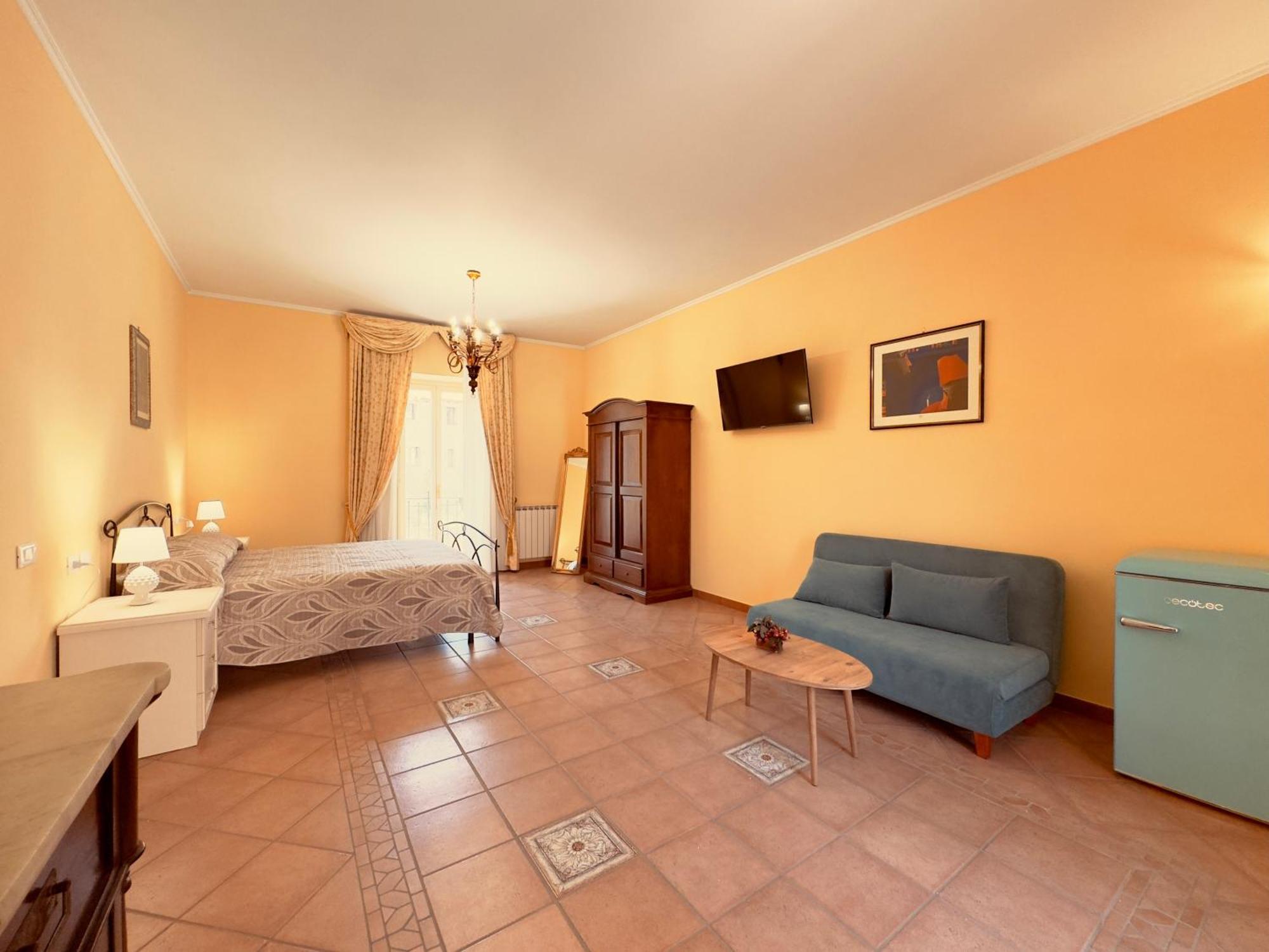 Casa Pepe - Fondi Vertice Rooms ภายนอก รูปภาพ