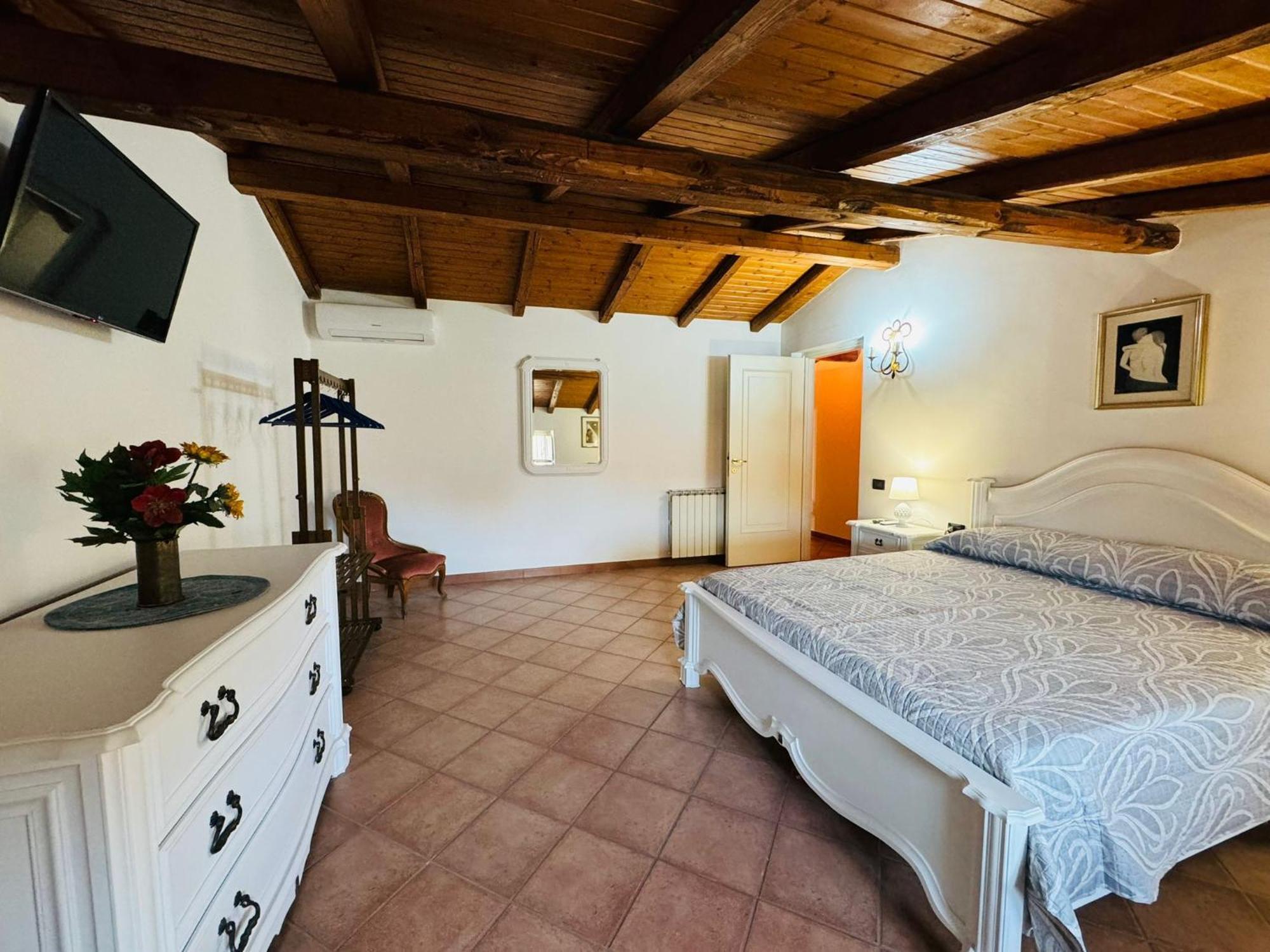 Casa Pepe - Fondi Vertice Rooms ภายนอก รูปภาพ